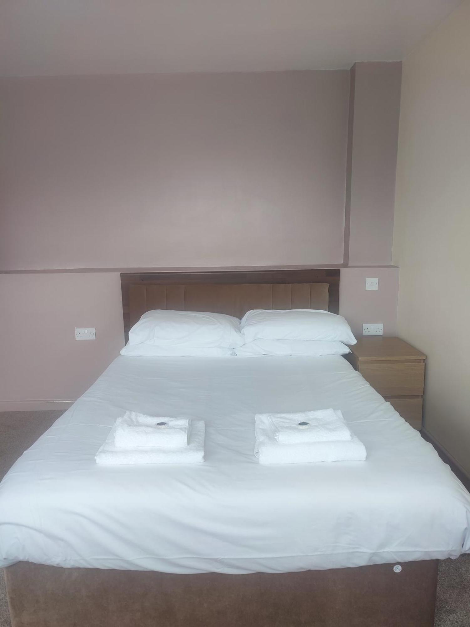 Tadross Hotel Cardiff Extérieur photo
