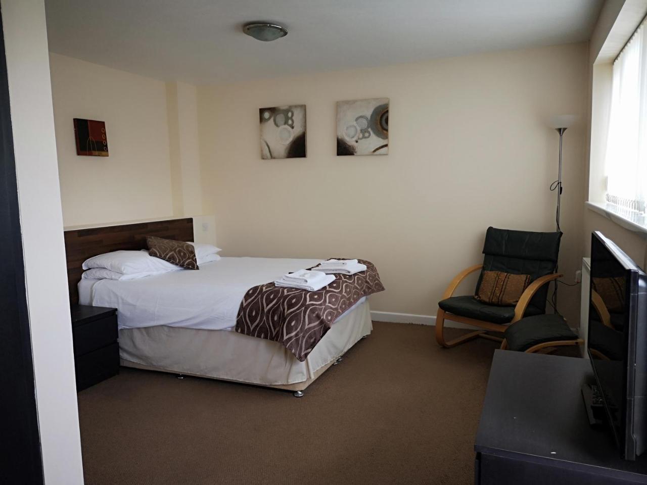 Tadross Hotel Cardiff Extérieur photo